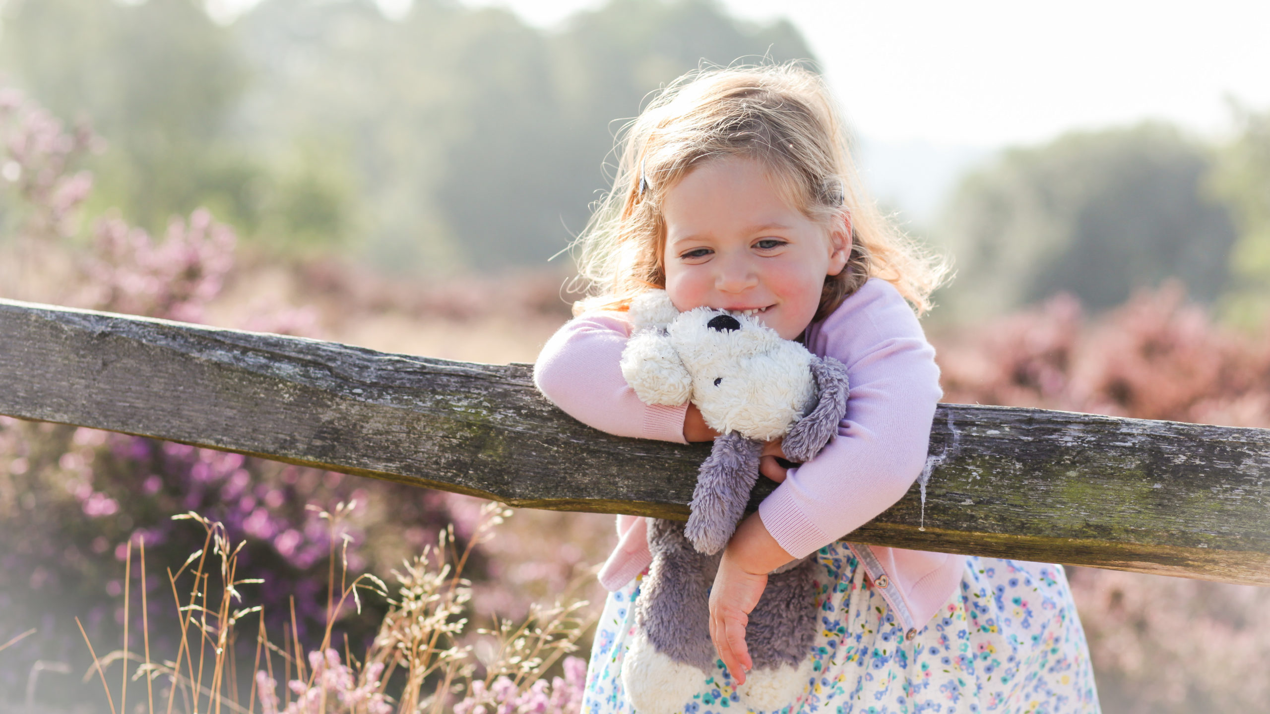 Baby photography haslemere, baby photography Godalming, baby photography Horsham, baby photography chiddingfold, baby photography cranleigh, baby photography petworth, baby photography Chichester, baby photography Guildford, baby photography Surrey, baby photography West Sussex, baby photography midhurst, Vicki Knights, boo face photography, sausage and sweetpea photography