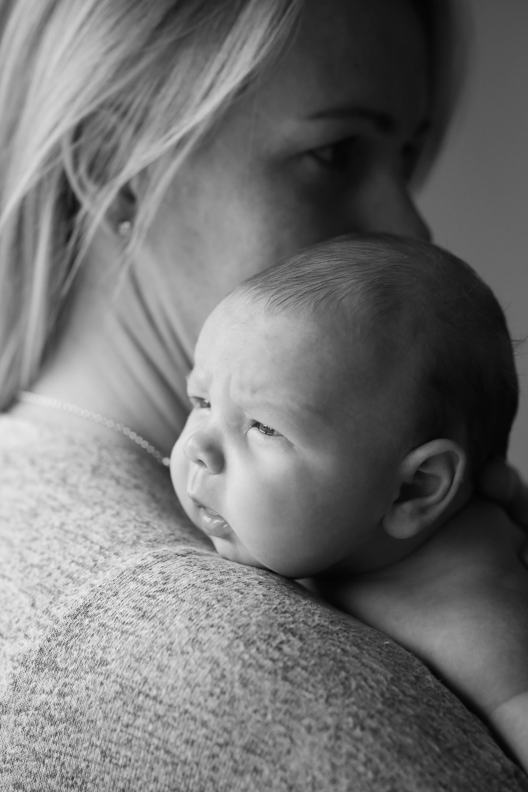 Natural newborn photographer in Haslemere